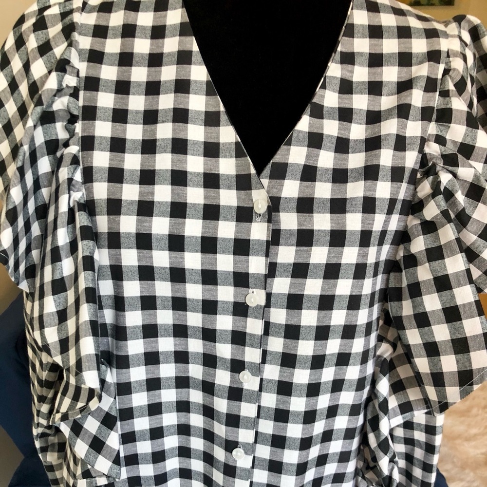 ASOS Black White Gingham Long Sleeve Button Front Top Size Medium - Picture 2 of 6